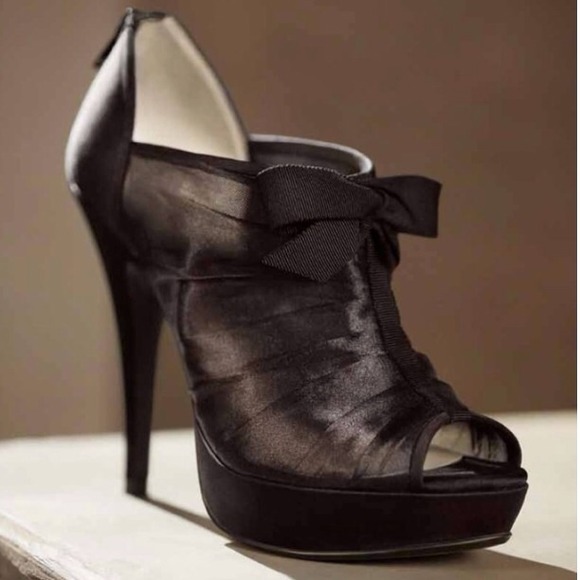 White by Vera Wang shoe