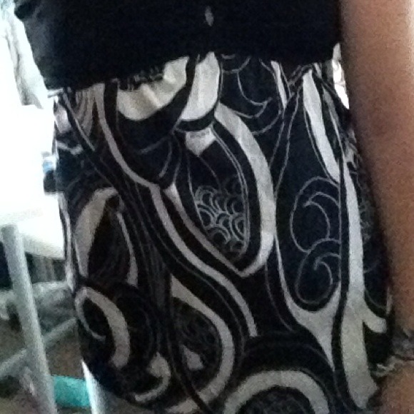 Halter top tank from BeBe - Picture 2 of 2