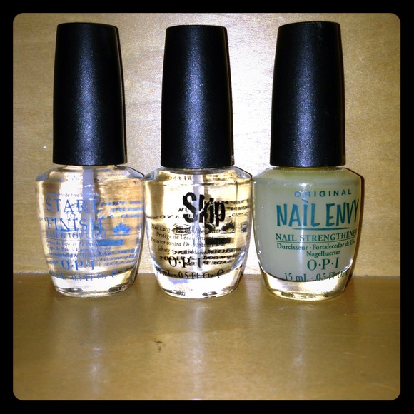 Bundle of new OPI chip skip, nail envy, top coat