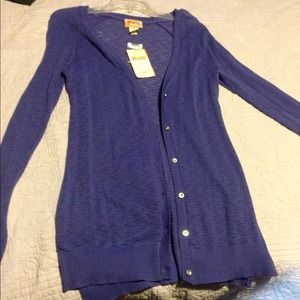 🔴sold🔴Super cute cardigan