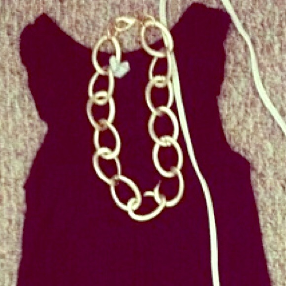 Gold chain necklace