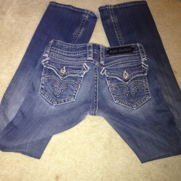 Rock revival jeans😍