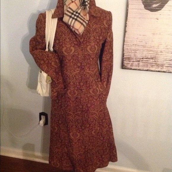 Coat - Picture 2 of 3