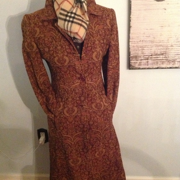 Coat - Picture 3 of 3