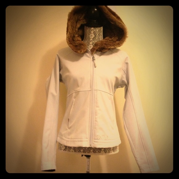 ⭐Reduced⭐Marmot Jacket with Fur Hood Like New