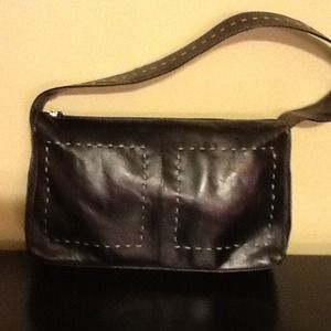 Black shoulder purse.