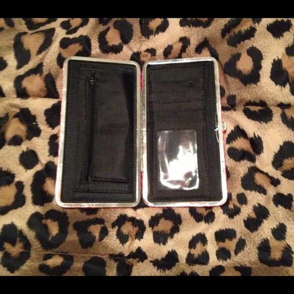 Wallet - Picture 2 of 3