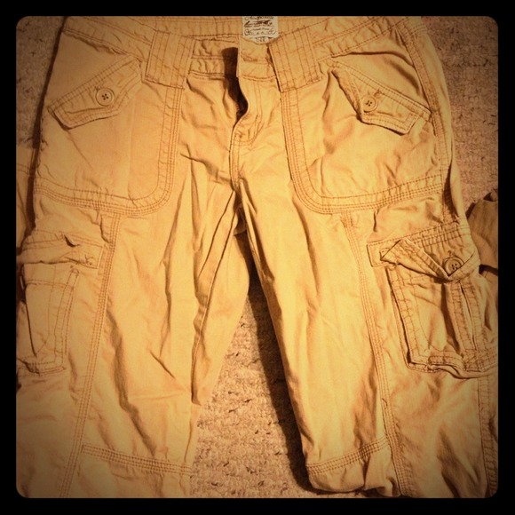 Aeropostale cargo kaki size 3/4