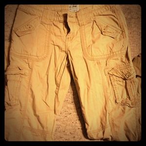 Aeropostale cargo kaki size 3/4