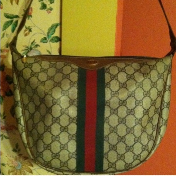 Gucci Handbags - Vintage Gucci Shoulder Bag
