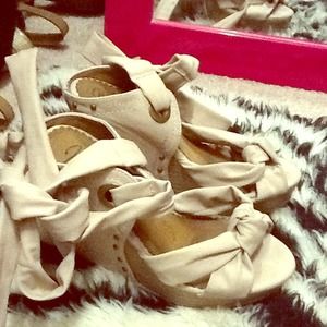 Nude wedge shoes