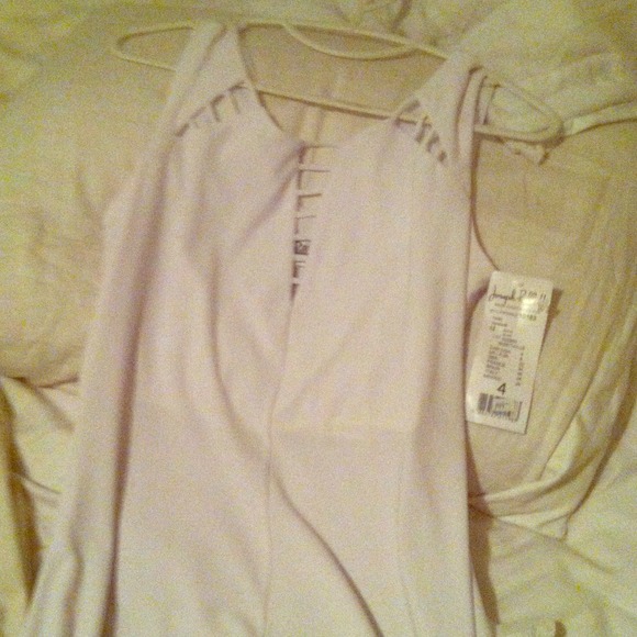 Joseph Ribkoff white trendy tank