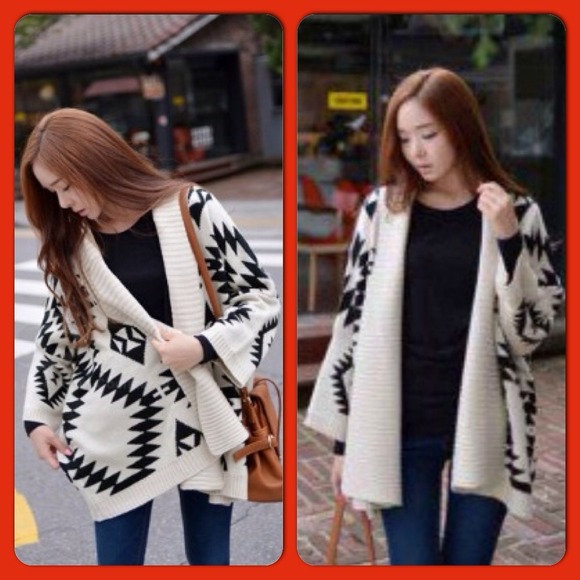 Aztec Print Sweater 😍