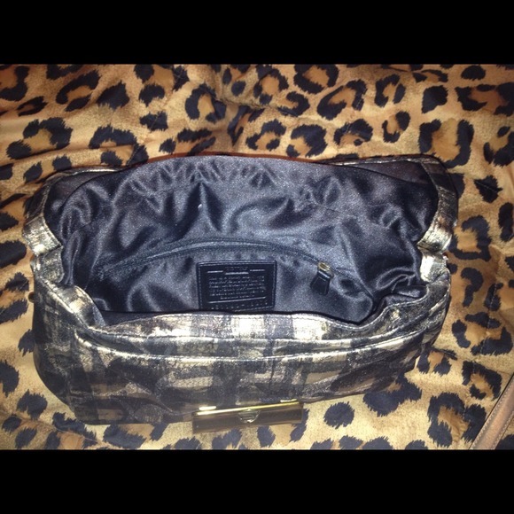 Coach handbag - Picture 2 of 4