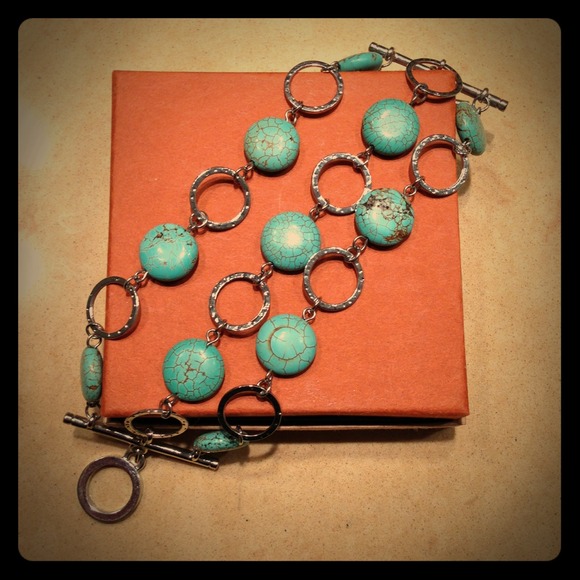 ❌SOLD❌Turquoise and silver tri-strand bracelet