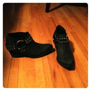PRICE REDUCED AGAIN! Jeffrey Campbell ankle boot
