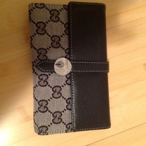 Brand new Gucci inspired wallet