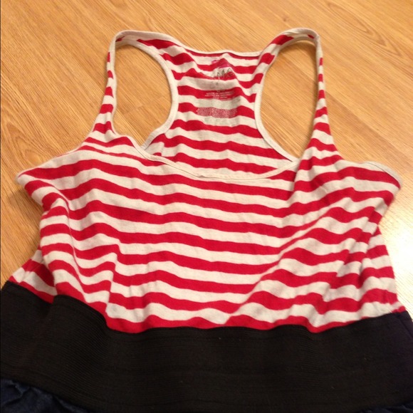 ❗Sold..Reduced!Red, white and navy blue color - Picture 2 of 2