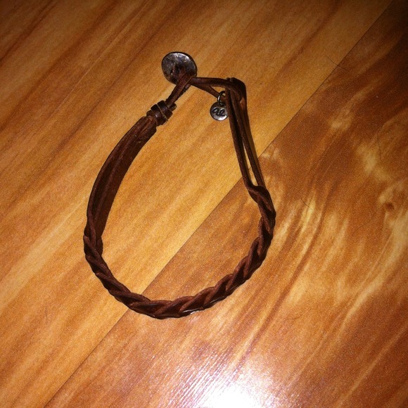 American Eagle Leather Brown Braclet
