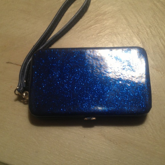 TRADED Cell iphone 4/4S case/wallet