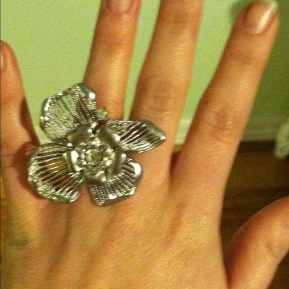 Jewelry bundle!! Great deal! - Picture 2 of 4