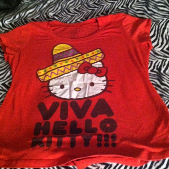 Short sleeve top