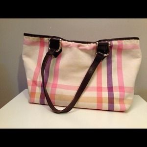Preowned Burberry handbag