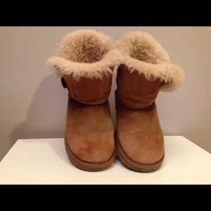 Ugg shoes