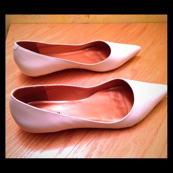 Soho Lab Shoes - White flats