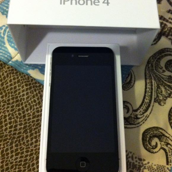 💢Sold💢 iPhone 4 16gb UNLOCKED - Picture 1 of 4