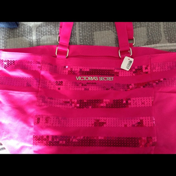 Hot Pink Victoria Secret Bag!