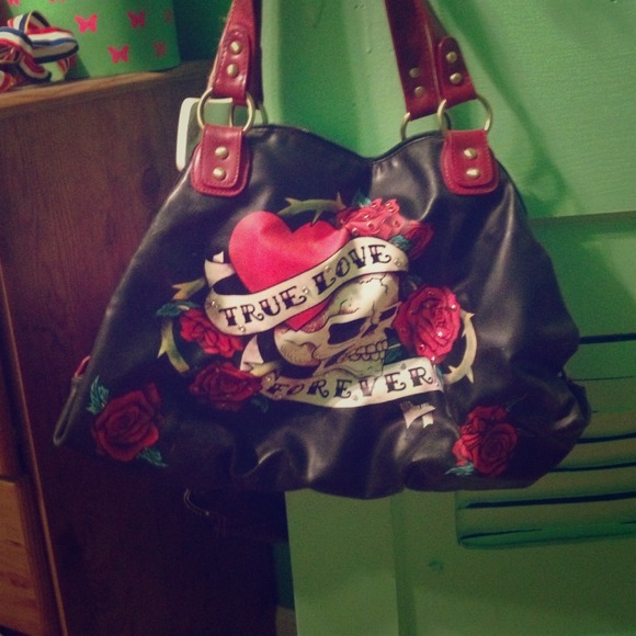 ❌RESERVED! ❌Black skull purse