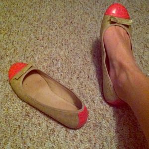 Khaki with Pink toe ballerina flats