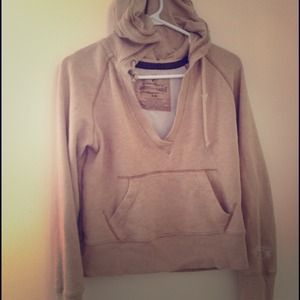 American eagle v-neck hoodie