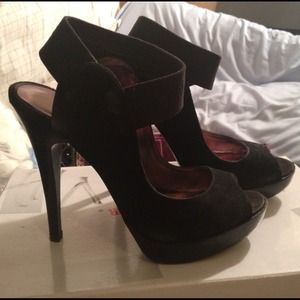 Wild Pair - Black heels