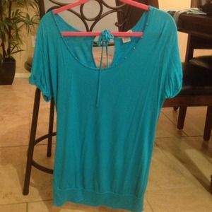 💥Reduced$5💥Teal T-shirt