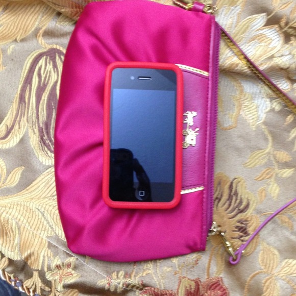 🎒📫📦 traded Coach wristlet - Picture 3 of 3