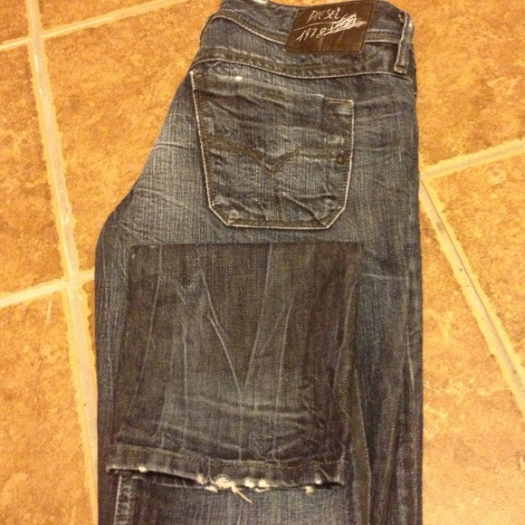 Reduced Diesel jeans inseam 32 - Picture 3 of 3