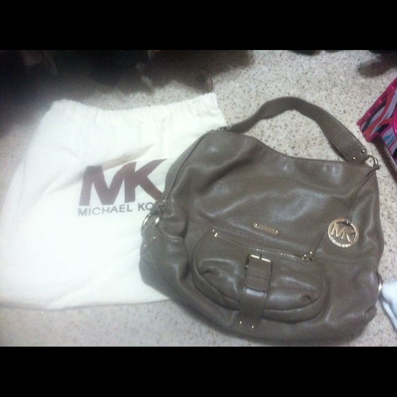 Michael Kors purse