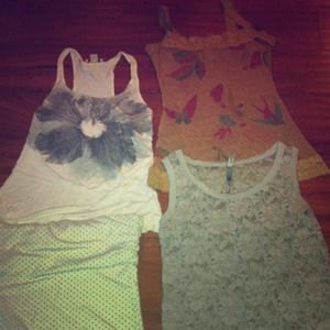 Bundle forever 21 tanks