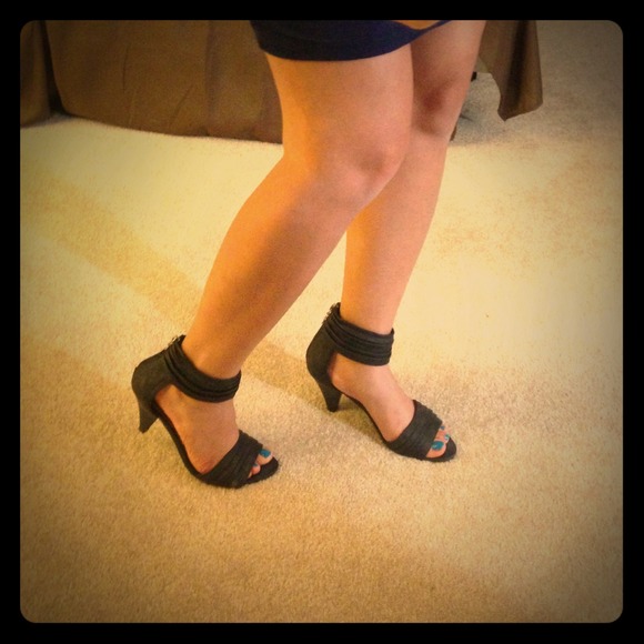 Guess shoes stylish and comfortable