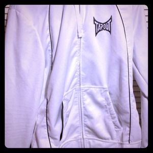 Tapout sweatshirt