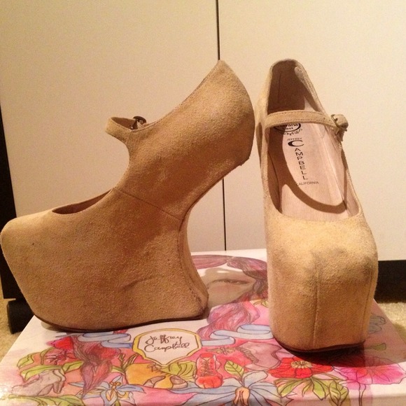 Jeffrey Campbell's night walkers