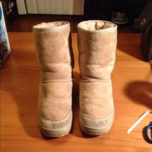 Authentic Ugg Boots