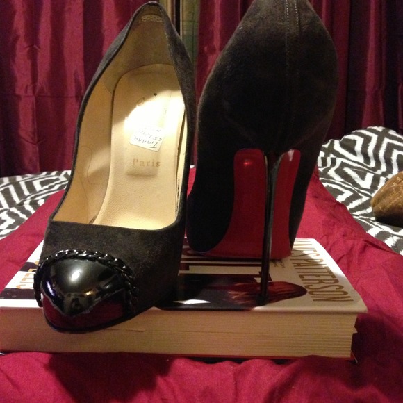 100% authentic Christian louboitins