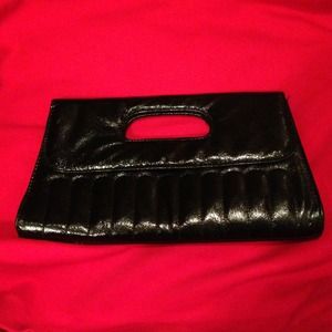 Black clutch