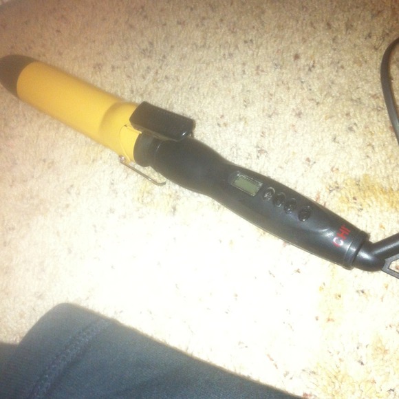 Authentic CHI 1.5 Inch Curling Iron NEW!