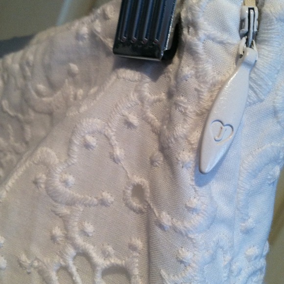 Juicy Couture Flower Knit Skirt! ๐๐ธ๐ท๐น๐ป๐บ๐ผ - Picture 4 of 4