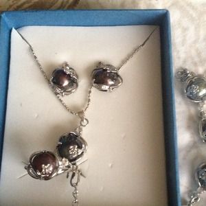 Black pearl from the Orient