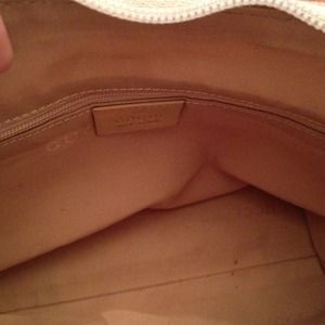 Additional pis of Gucci